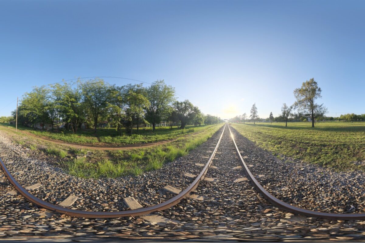 Bloem Train Track Clear HDRI