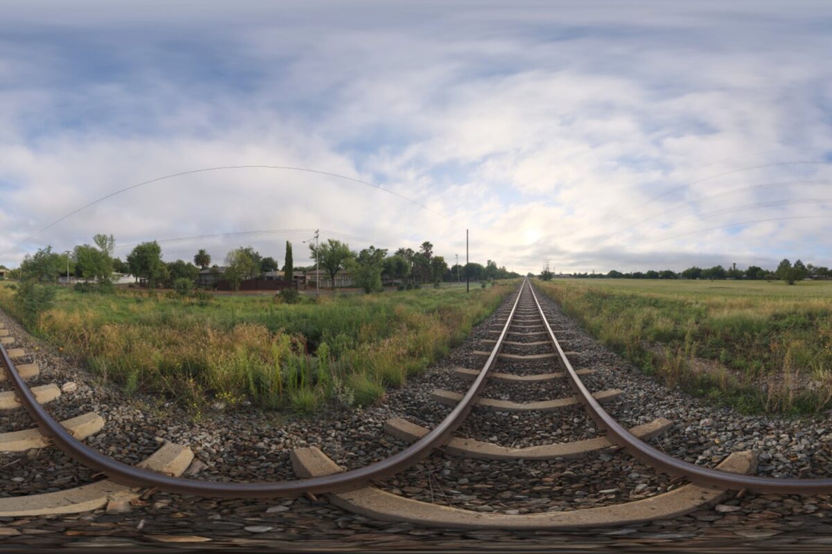 Bloem Train Track Cloudy HDRI