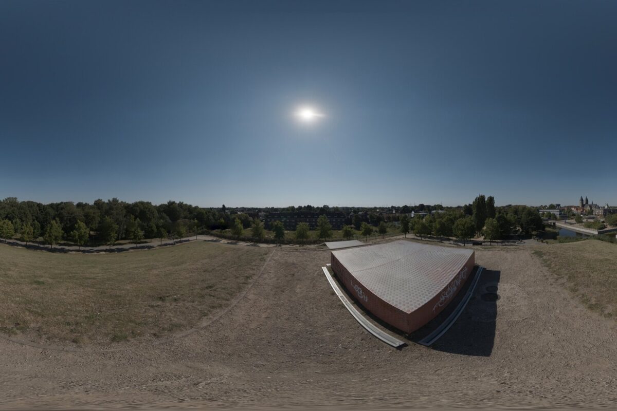Day Sky HDRI 019 A