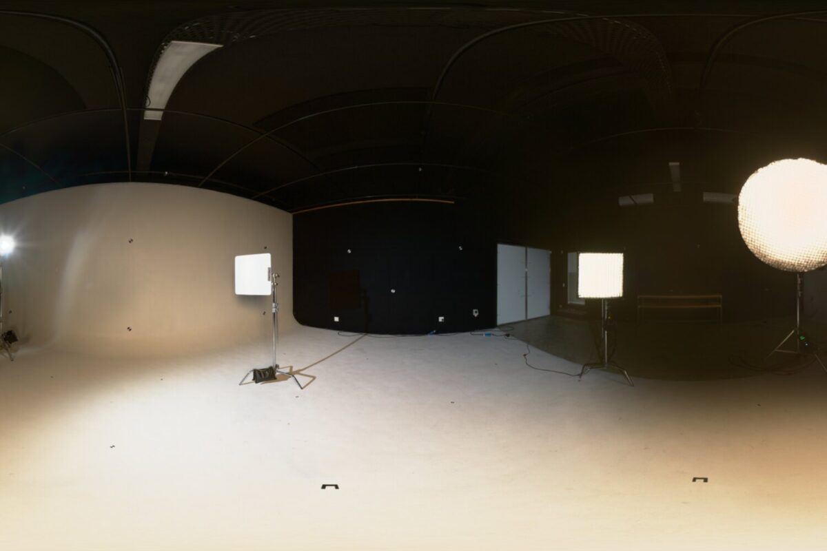 Ferndale Studio 03 HDRI