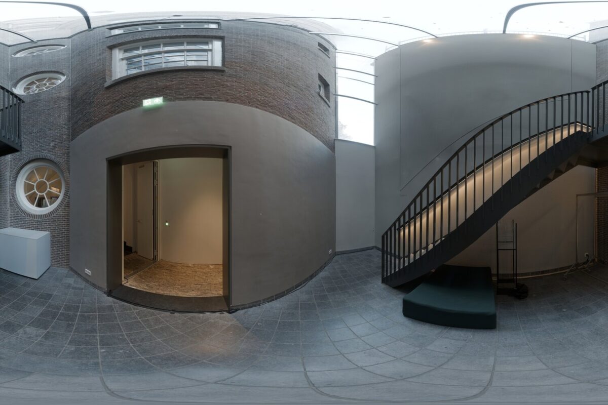 Indoor Environment HDRI 022