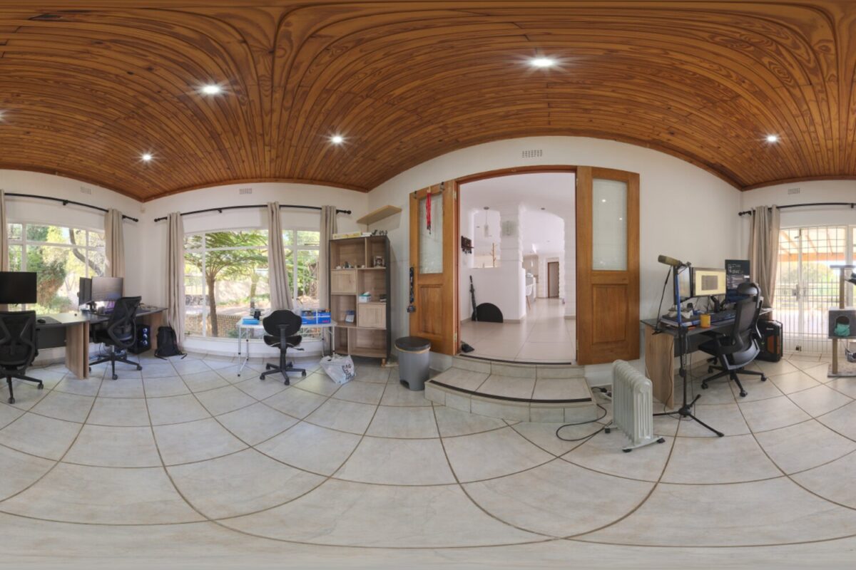 Poly Haven Studio HDRI