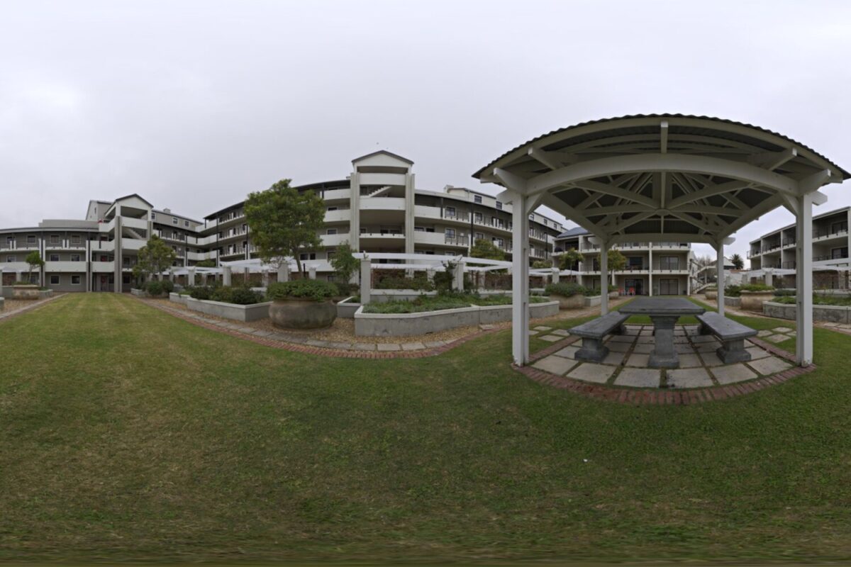 Residential Garden HDRI