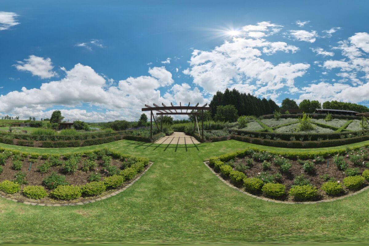 Symmetrical Garden 02 HDRI