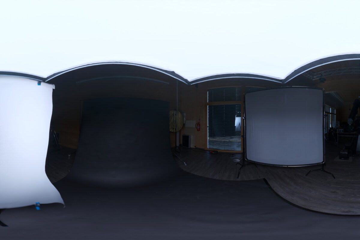 Wooden Studio 08 HDRI
