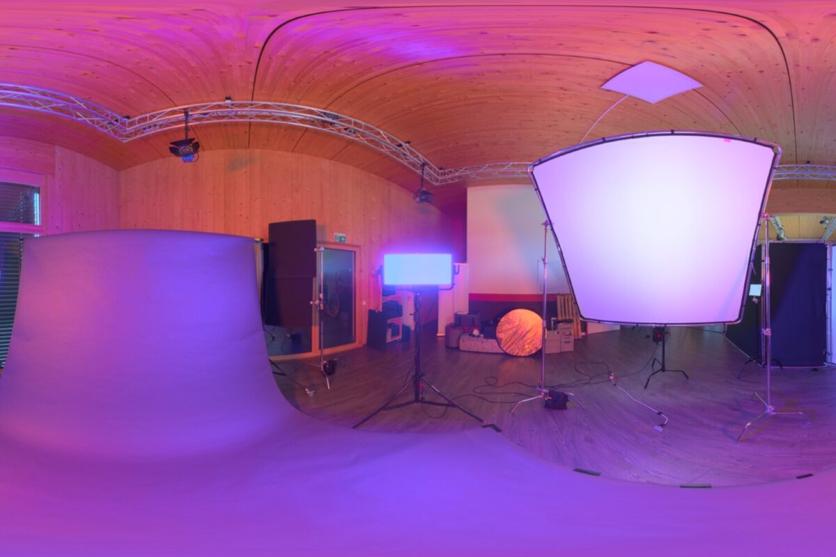 Wooden Studio 11 HDRI